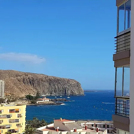 Apartment First Line, Upscale Cristianos! Free Parking *